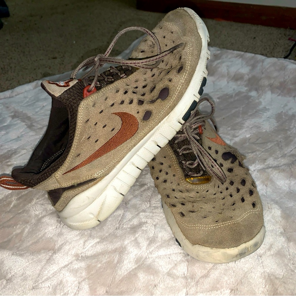 Size 10 - Nike Free Run 5.0 Trail Dark Driftwood